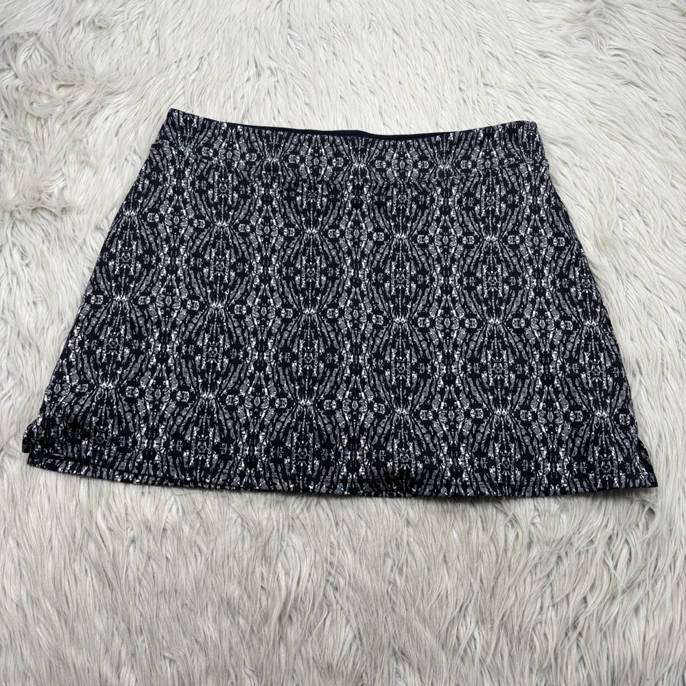 Tranquility Women's M Black White Gray Printed Pull on Knit Skirt Short Liner